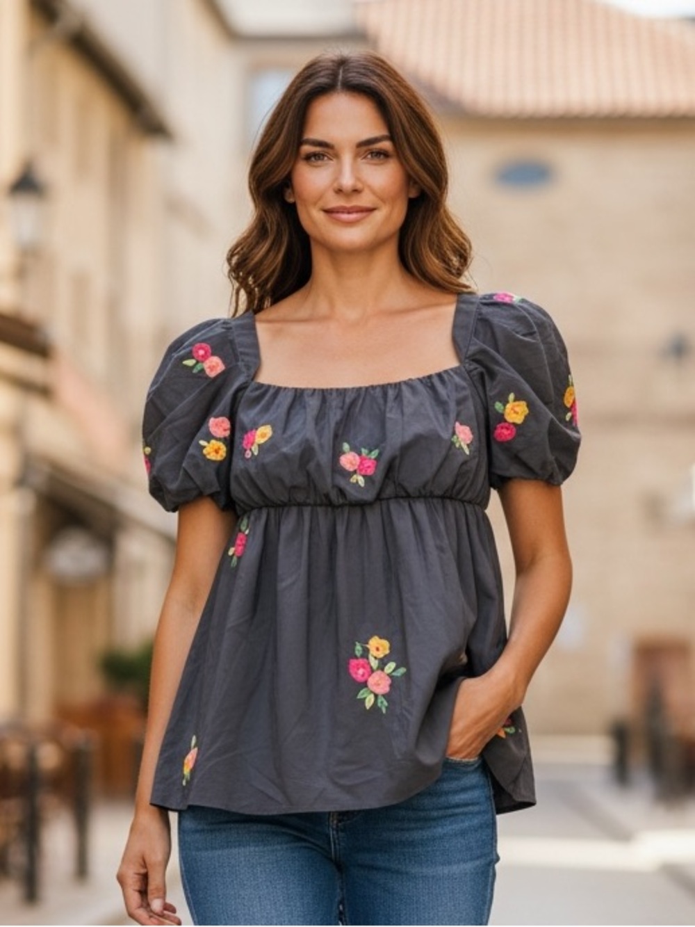 Mi Golondrina Embroidered Blouse in Black Floral, Size XL